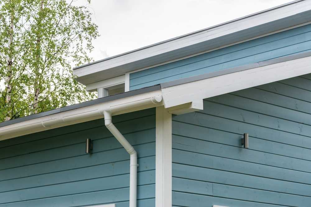 What Are Seamless Gutters? 3 Benefits and Applications