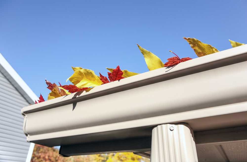 What Are Seamless Gutters? 3 Benefits and Applications