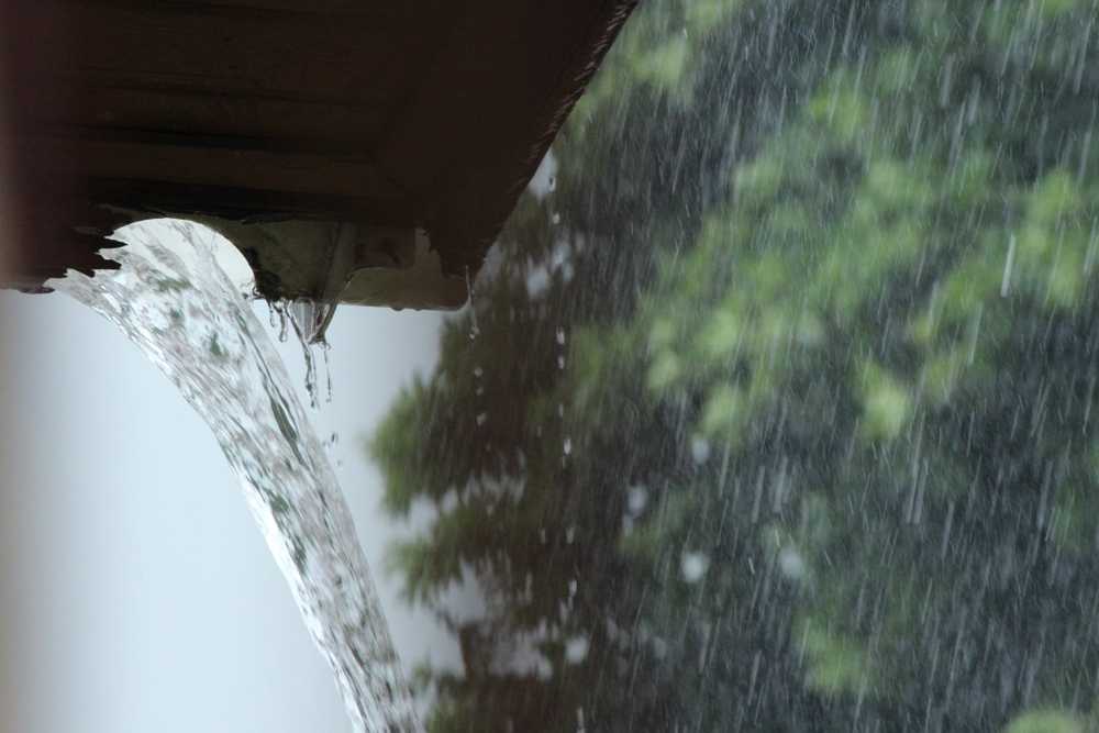 Top 5 Causes of Leaking Gutters and Ways to Fix